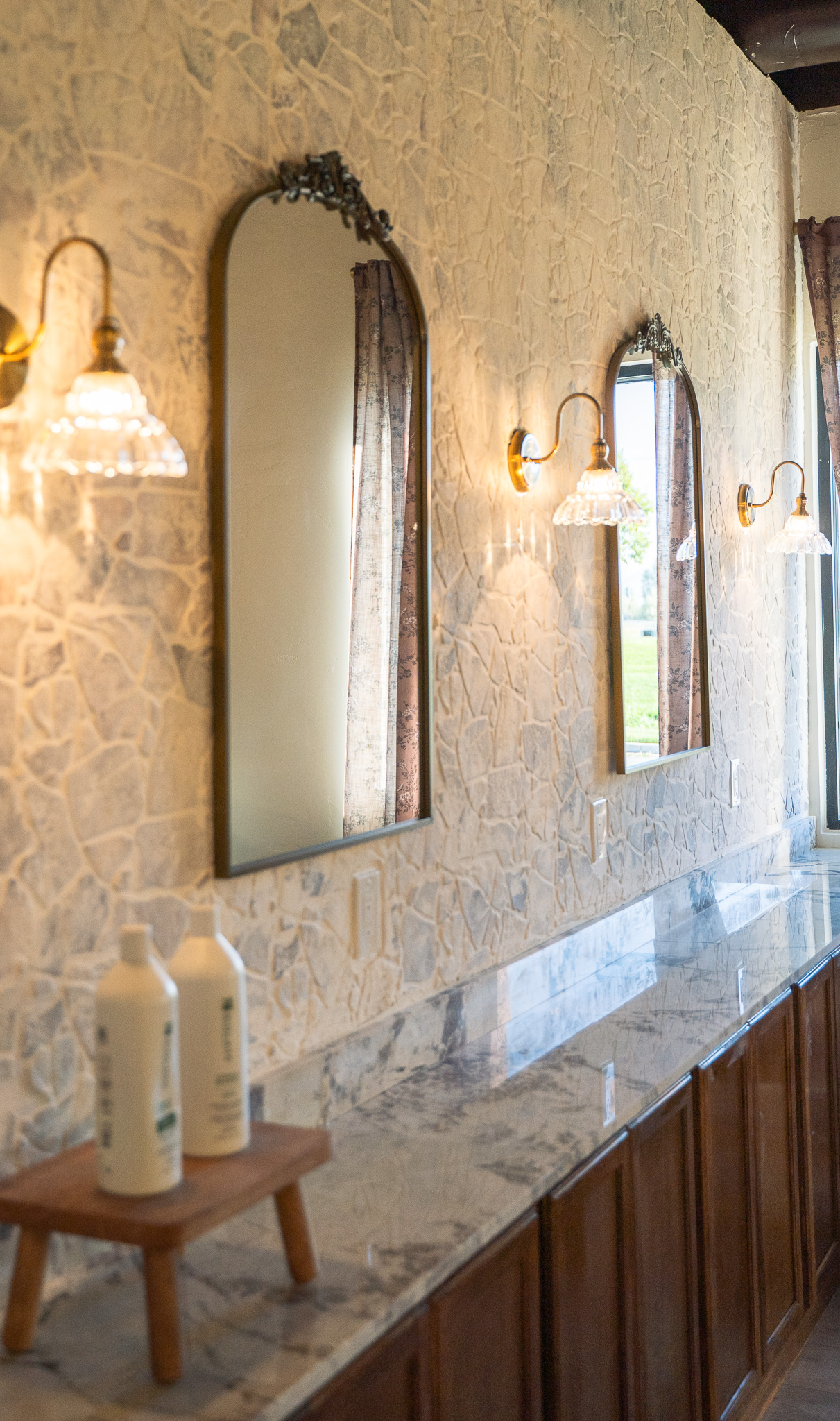 Styling stations in the Cambria Academy student salon